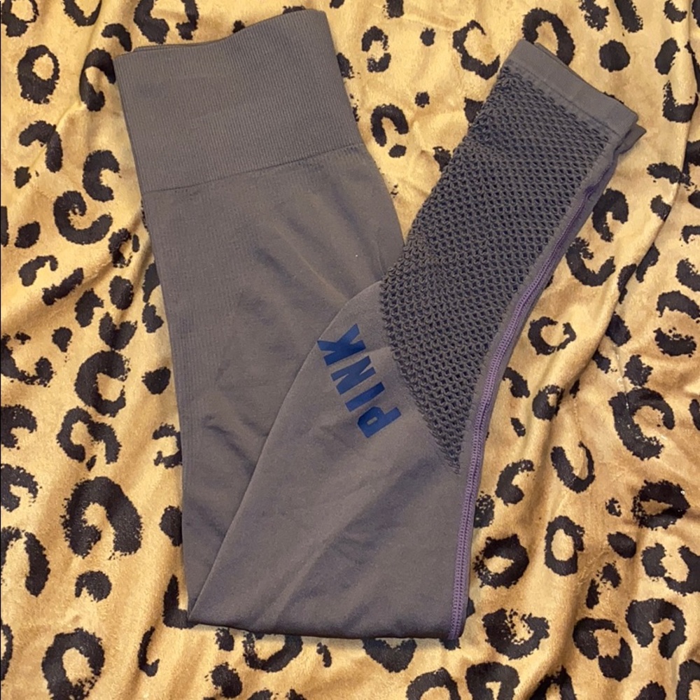 🔴VS Pink Ultimate Leggings